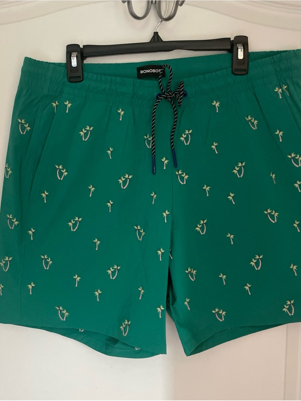 Bonobos Men's Green shorts Size Large Elastic Drawstring Waist 3 Pockets New